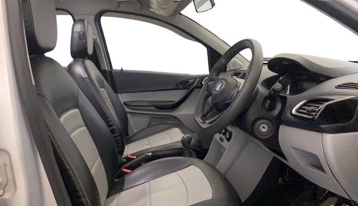 2020 Tata Tiago XT PETROL, Petrol, Manual, 38,032 km, Right Side Front Door Cabin