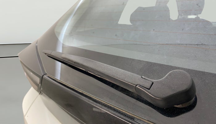 2021 Tata ALTROZ XZ PETROL, Petrol, Manual, 25,688 km, Rear Wiper