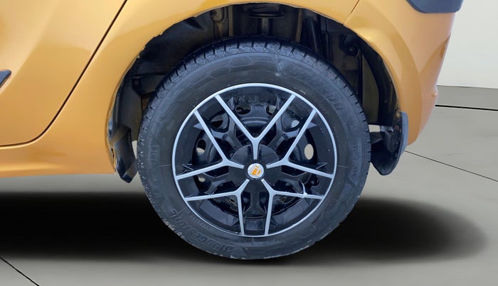 2017 Tata Tiago XT PETROL, Petrol, Manual, 70,783 km, Left Rear Wheel