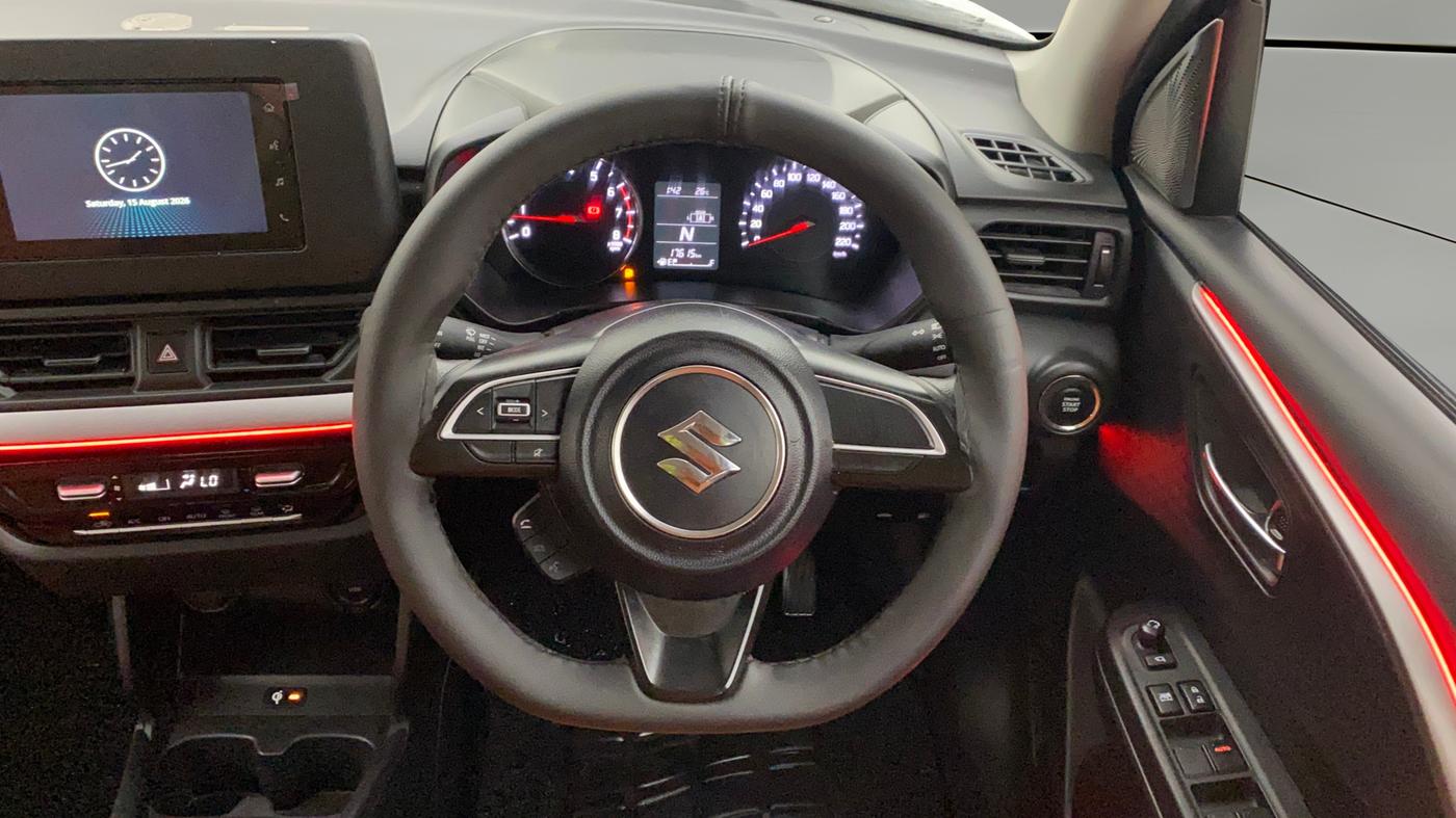 2024 Maruti Swift ZXi AMT, Petrol, Automatic, 17,615 km, Steering Wheel Close Up