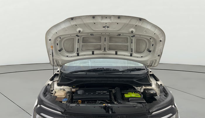 2022 KIA CARENS PRESTIGE 1.4 PETROL 7 STR, Petrol, Manual, 41,861 km, Open Bonet