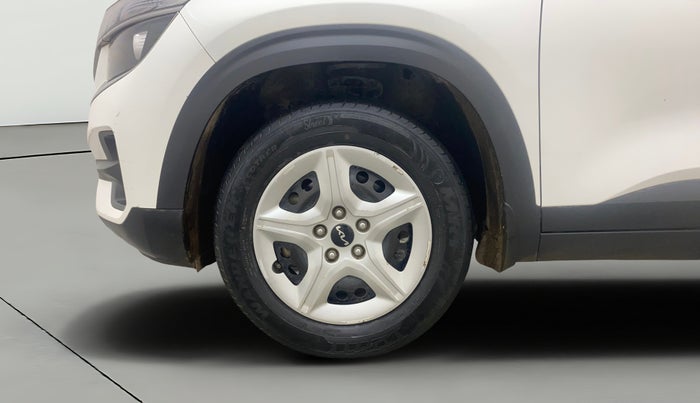 2023 KIA SELTOS HTE 1.5 DIESEL, Diesel, Manual, 1,21,707 km, Left Front Wheel