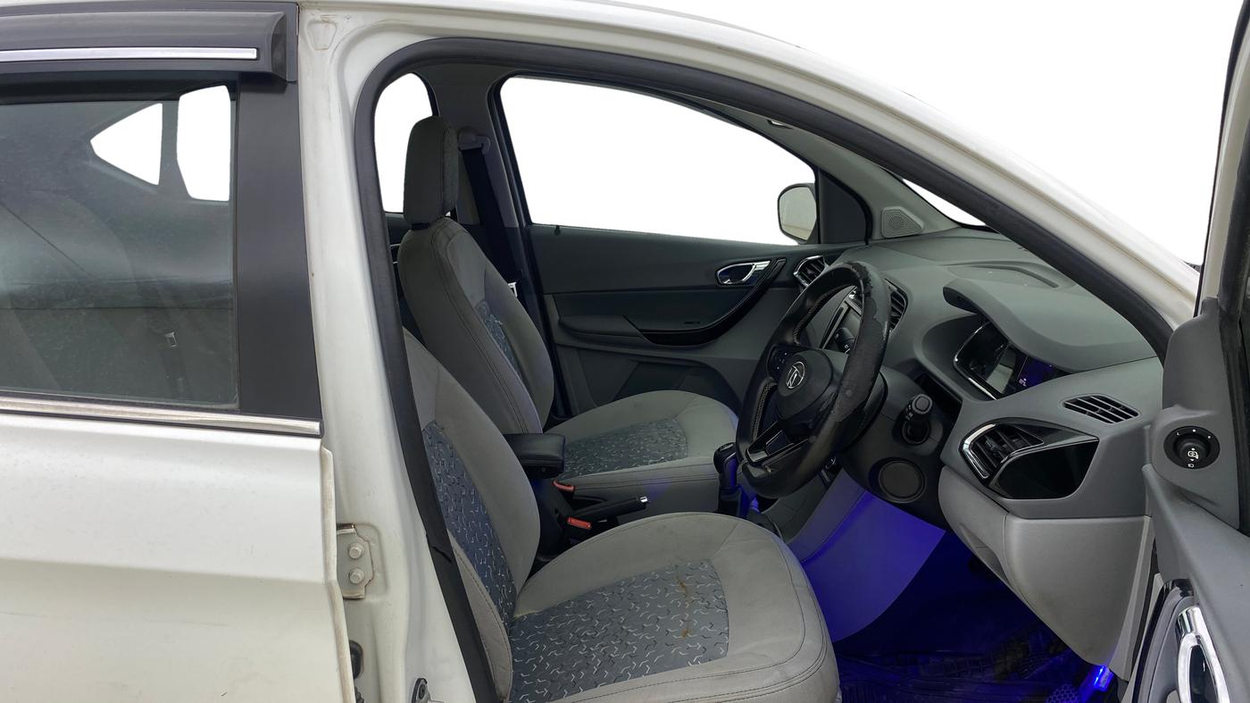 2022 Tata TIGOR XZ PLUS PETROL, Petrol, Manual, 82,276 km, Right Side Front Door Cabin