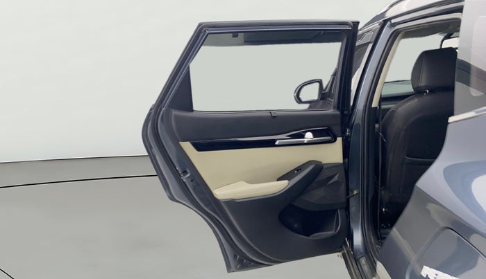 2020 KIA SELTOS HTX 1.5 PETROL, Petrol, Manual, 97,085 km, LHS Rear Door