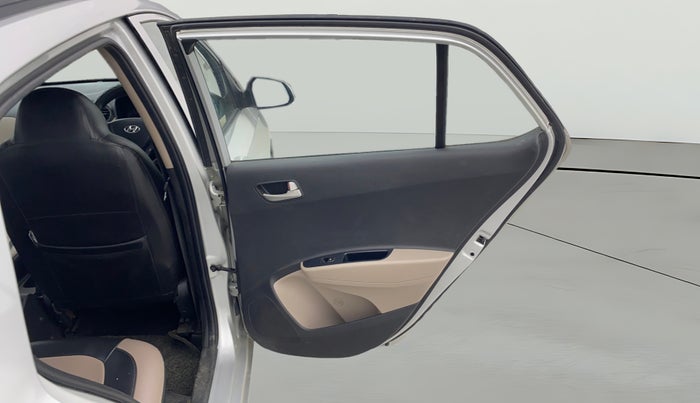 2015 Hyundai Grand i10 SPORTZ 1.2 KAPPA VTVT, Petrol, Manual, 73,343 km, RHS Rear Door