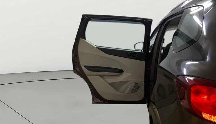 2022 Renault TRIBER RXT LIMITED EDITION AMT, Petrol, Automatic, 47,546 km, LHS Rear Door