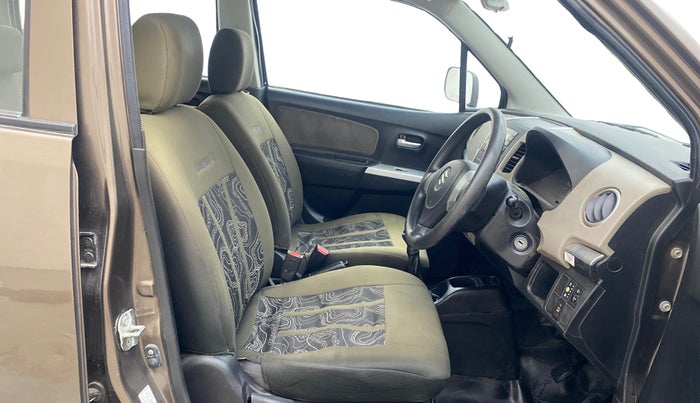 2013 Maruti Wagon R 1.0 LXI CNG, CNG, Manual, 77,933 km, Right Side Front Door Cabin