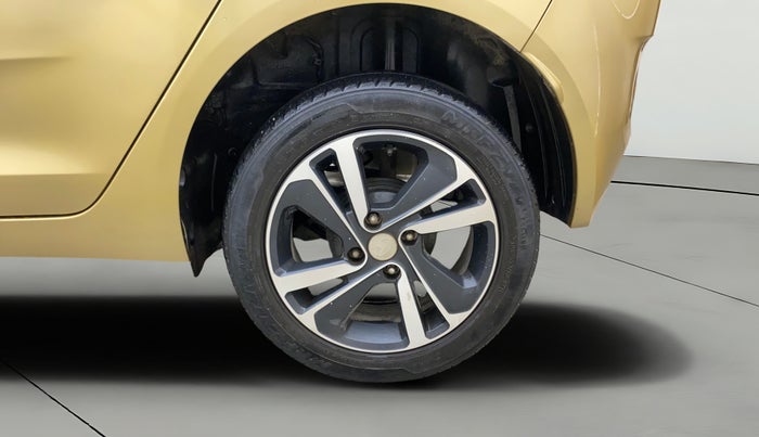 2021 Tata ALTROZ XZ PLUS PETROL, Petrol, Manual, 70,917 km, Left Rear Wheel