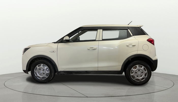 2021 Mahindra XUV300 W4 1.5 DIESEL, Diesel, Manual, 25,791 km, Left Side