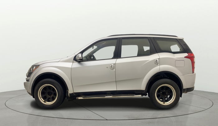 2013 Mahindra XUV500 W6, Diesel, Manual, 1,20,365 km, Left Side