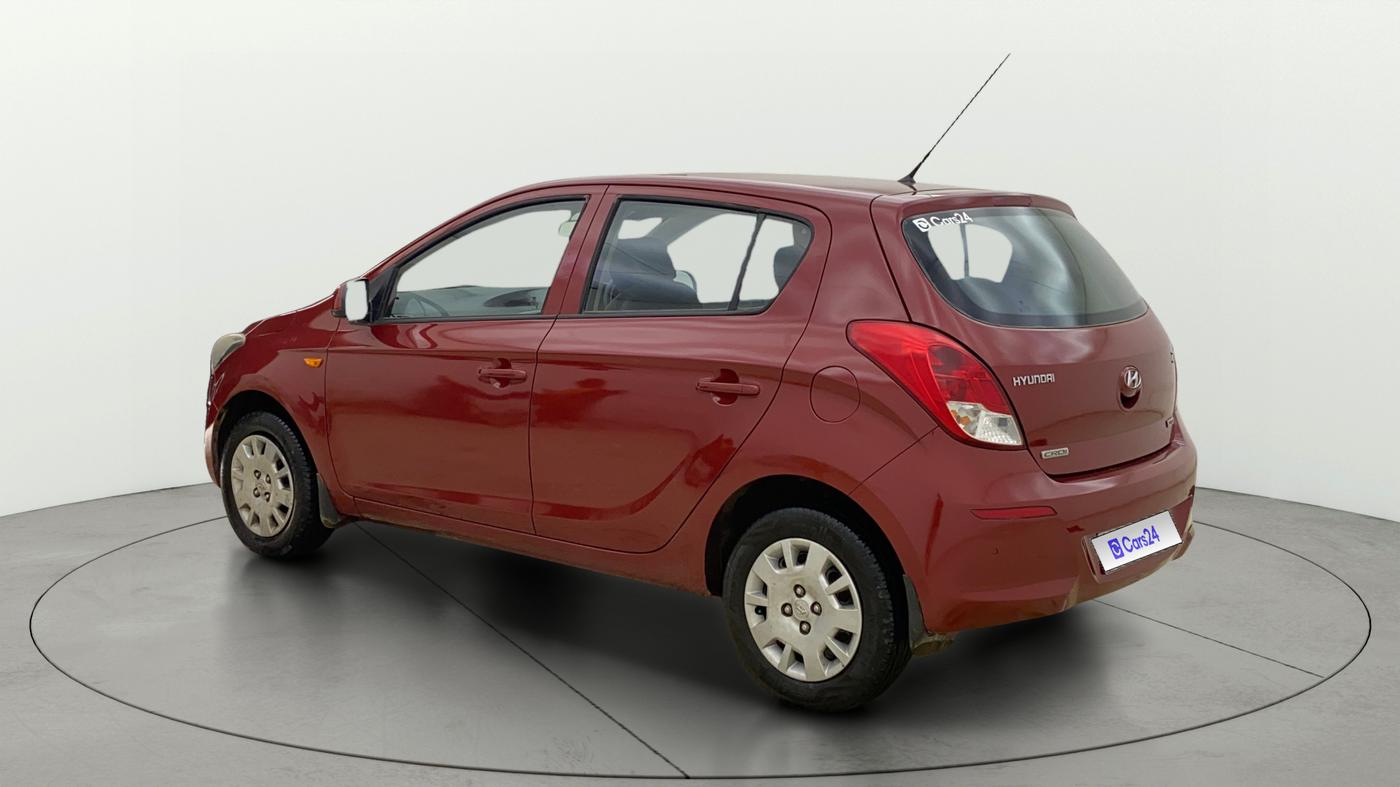 2014 Hyundai Elite i20 MAGNA 1.4 CRDI, Diesel, Manual, 1,03,711 km, Left Back Diagonal