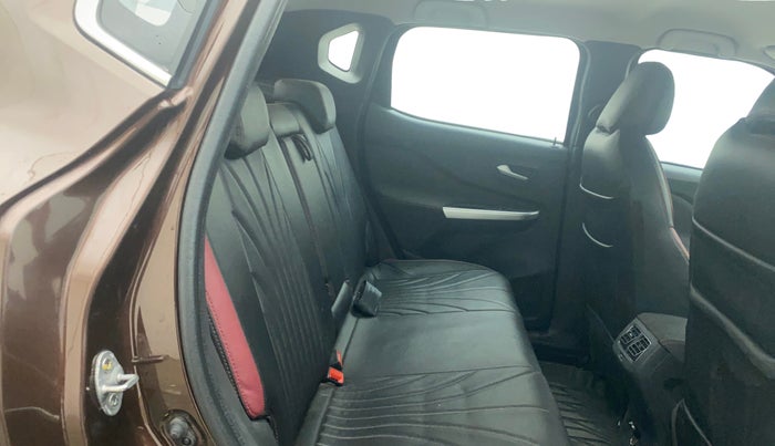 2022 Nissan MAGNITE XV PREMIUM, Petrol, Manual, 42,189 km, Right Side Rear Door Cabin