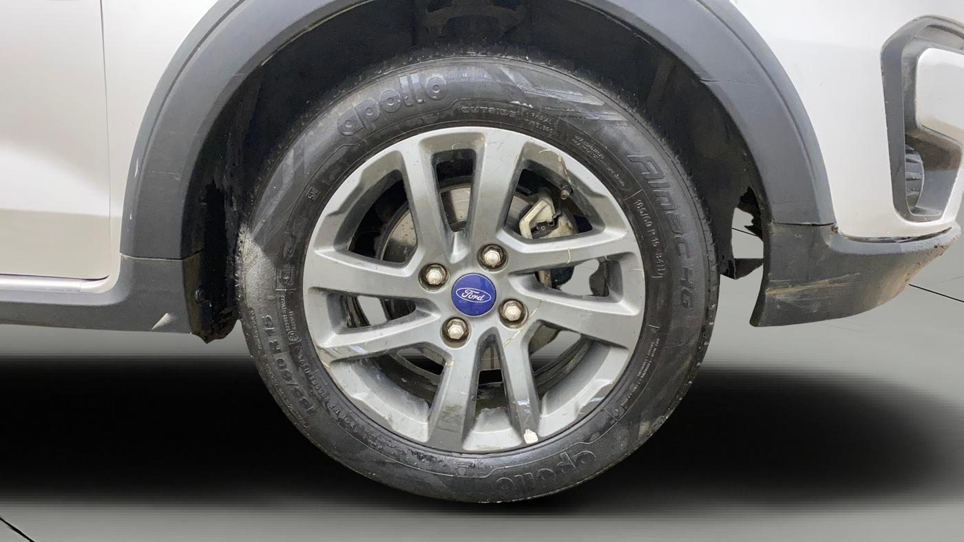 2020 Ford FREESTYLE TITANIUM PLUS 1.2 PETROL, Petrol, Manual, 95,186 km, Right Front Wheel