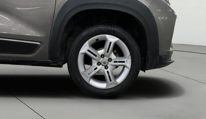 2021 Renault Kiger RXT MT, Petrol, Manual, 75,926 km, Right Front Wheel