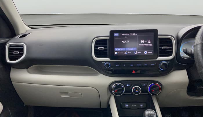 2022 Hyundai VENUE S(O) 1.2, Petrol, Manual, 13,781 km, Air Conditioner