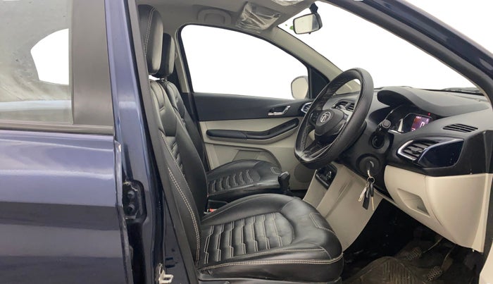 2022 Tata Tiago XZ PLUS CNG, CNG, Manual, 48,024 km, Right Side Front Door Cabin
