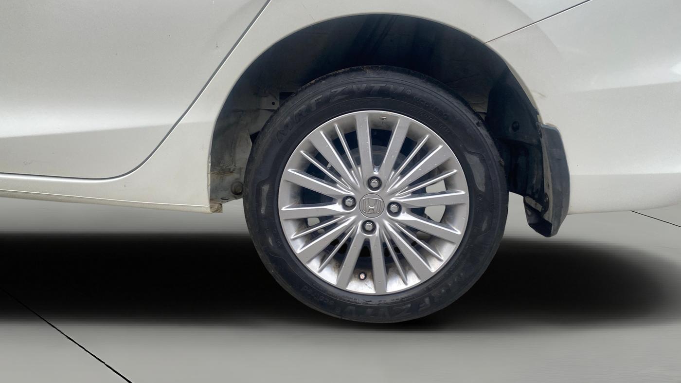 2022 Honda City 1.5L I-VTEC V MT 5TH GEN, Petrol, Manual, 38,730 km, Left Rear Wheel