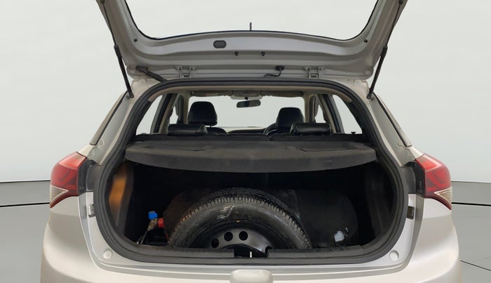 2016 Hyundai Elite i20 ASTA 1.2 (O), CNG, Manual, 47,472 km, Boot Open Zoomed View