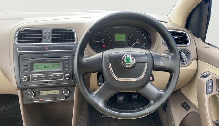 2013 Skoda Rapid ELEGANCE 1.6 TDI CR MT, Diesel, Manual, 85,878 km, Steering Wheel Close Up