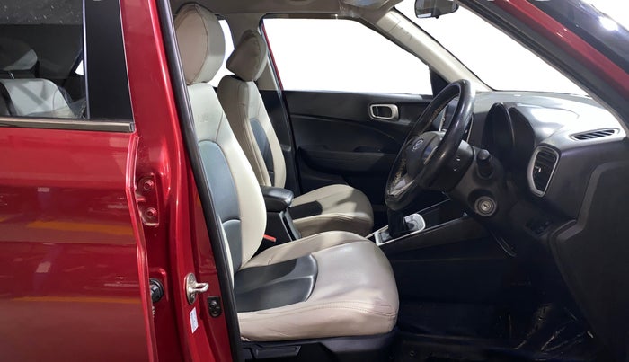 2022 Hyundai VENUE S+ 1.2, Petrol, Manual, 47,883 km, Right Side Front Door Cabin