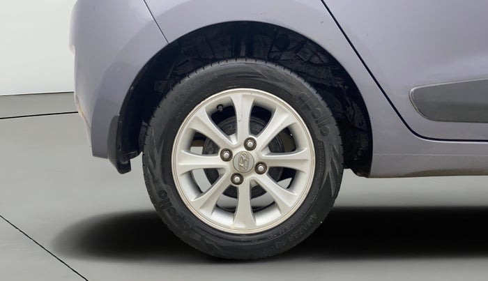 2014 Hyundai Grand i10 ASTA AT 1.2 KAPPA VTVT, Petrol, Automatic, 1,12,492 km, Right Rear Wheel