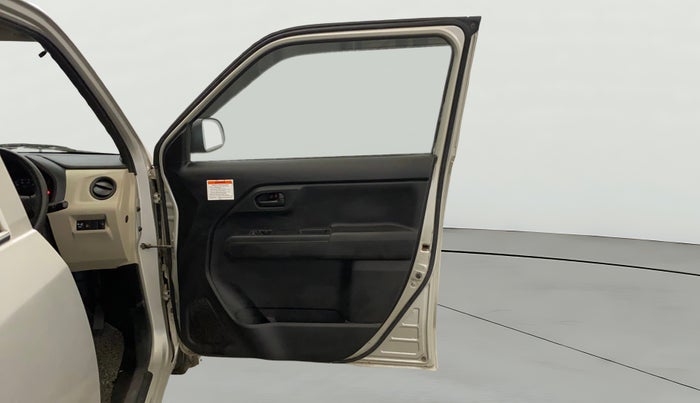 2021 Maruti New Wagon-R LXI CNG (O) 1.0, CNG, Manual, 77,804 km, RHS Front Door