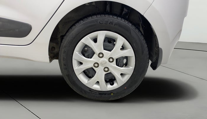 2016 Hyundai Grand i10 SPORTZ 1.2 KAPPA VTVT, Petrol, Manual, 37,395 km, Left Rear Wheel