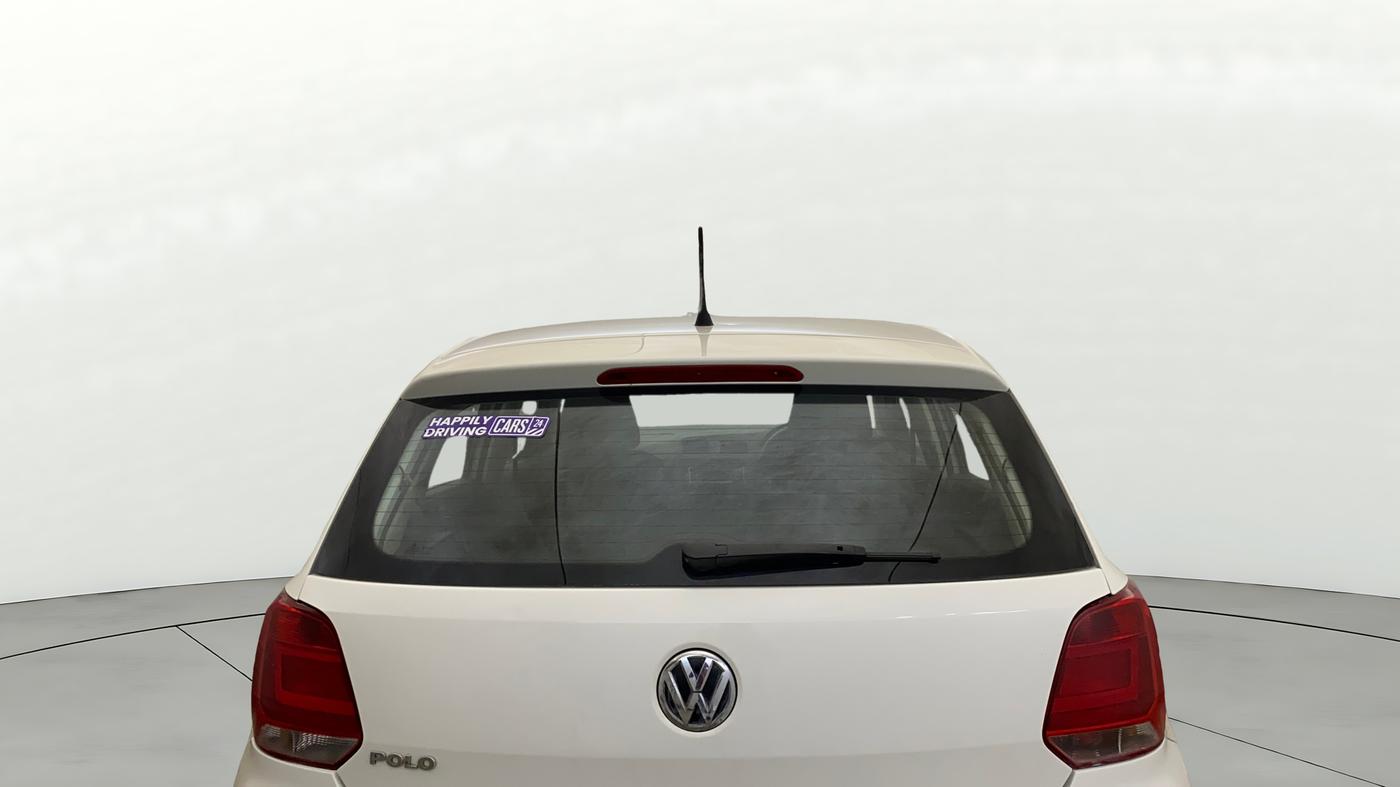 2016 Volkswagen Polo COMFORTLINE 1.2L, Petrol, Manual, 88,884 km, Rear Windshield