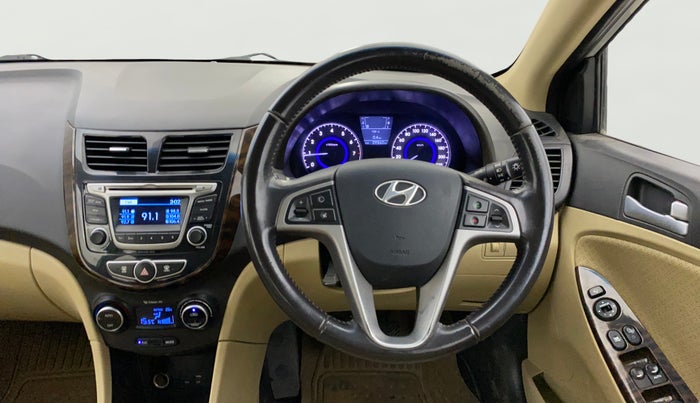 2015 Hyundai Verna FLUIDIC 4S 1.6 VTVT SX, Petrol, Manual, 29,260 km, Steering Wheel Close Up