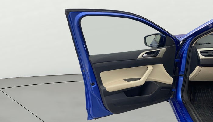 2022 Volkswagen VIRTUS HIGHLINE TSI 1.0 AT, Petrol, Automatic, 26,757 km, LHS Front Door