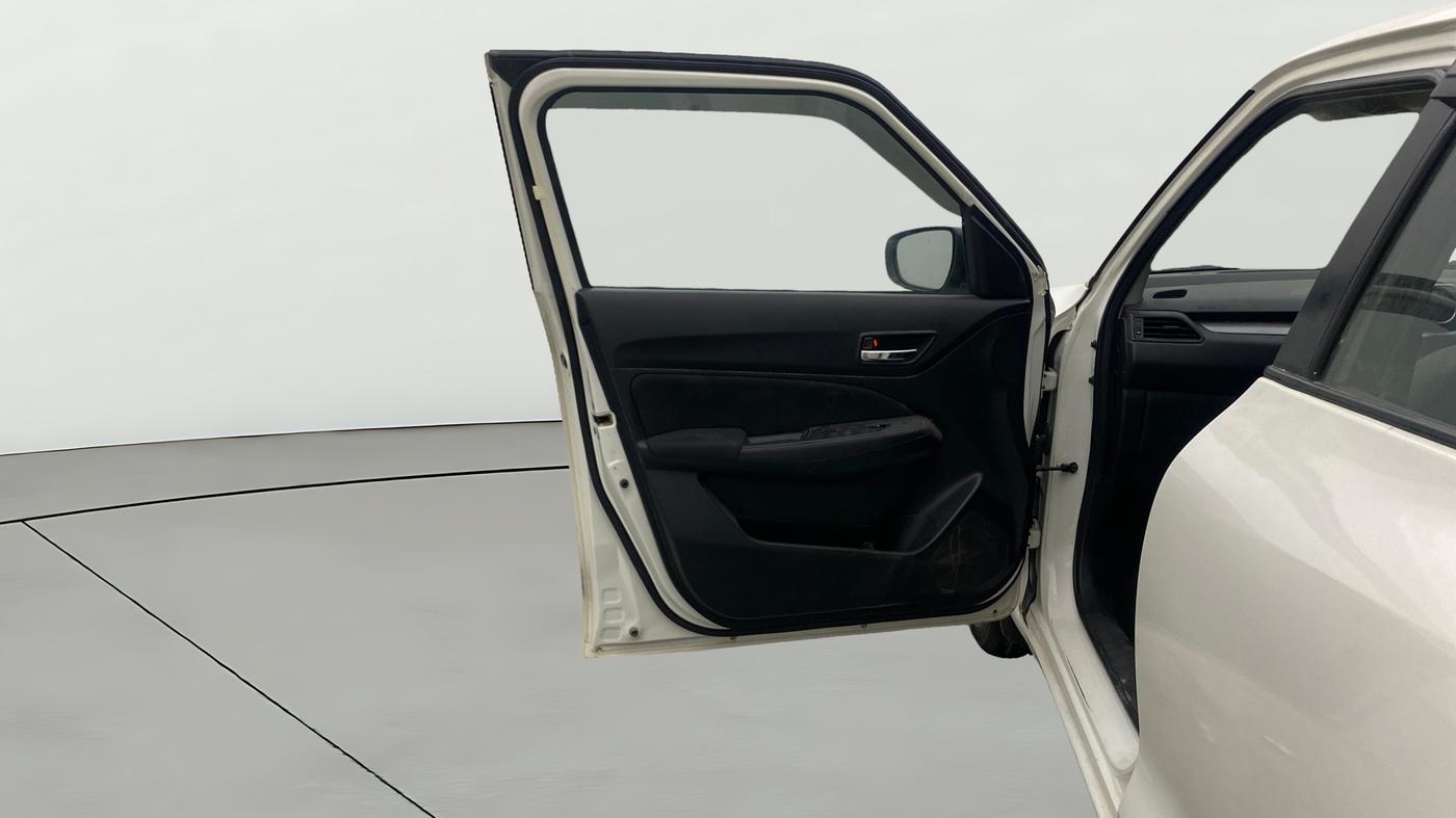 2022 Maruti Swift VXI, Petrol, Manual, 59,248 km, LHS Front Door