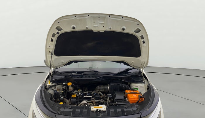 2021 Tata ALTROZ XT PETROL, Petrol, Manual, 24,596 km, Open Bonet