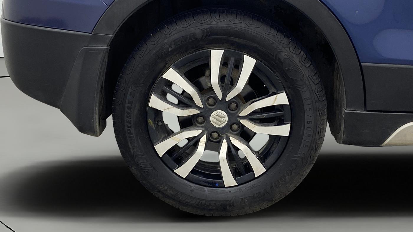 2019 Maruti S Cross SIGMA 1.3, Diesel, Manual, 71,123 km, Right Rear Wheel