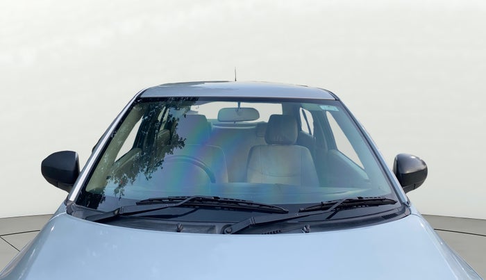 2014 Maruti Swift Dzire LXI, CNG, Manual, 67,302 km, Front Windshield