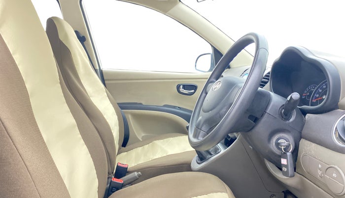 2016 Hyundai i10 SPORTZ 1.1, Petrol, Manual, 39,855 km, Right Side Front Door Cabin