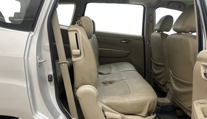 2014 Maruti Ertiga ZXI, Petrol, Manual, 78,573 km, Right Side Rear Door Cabin