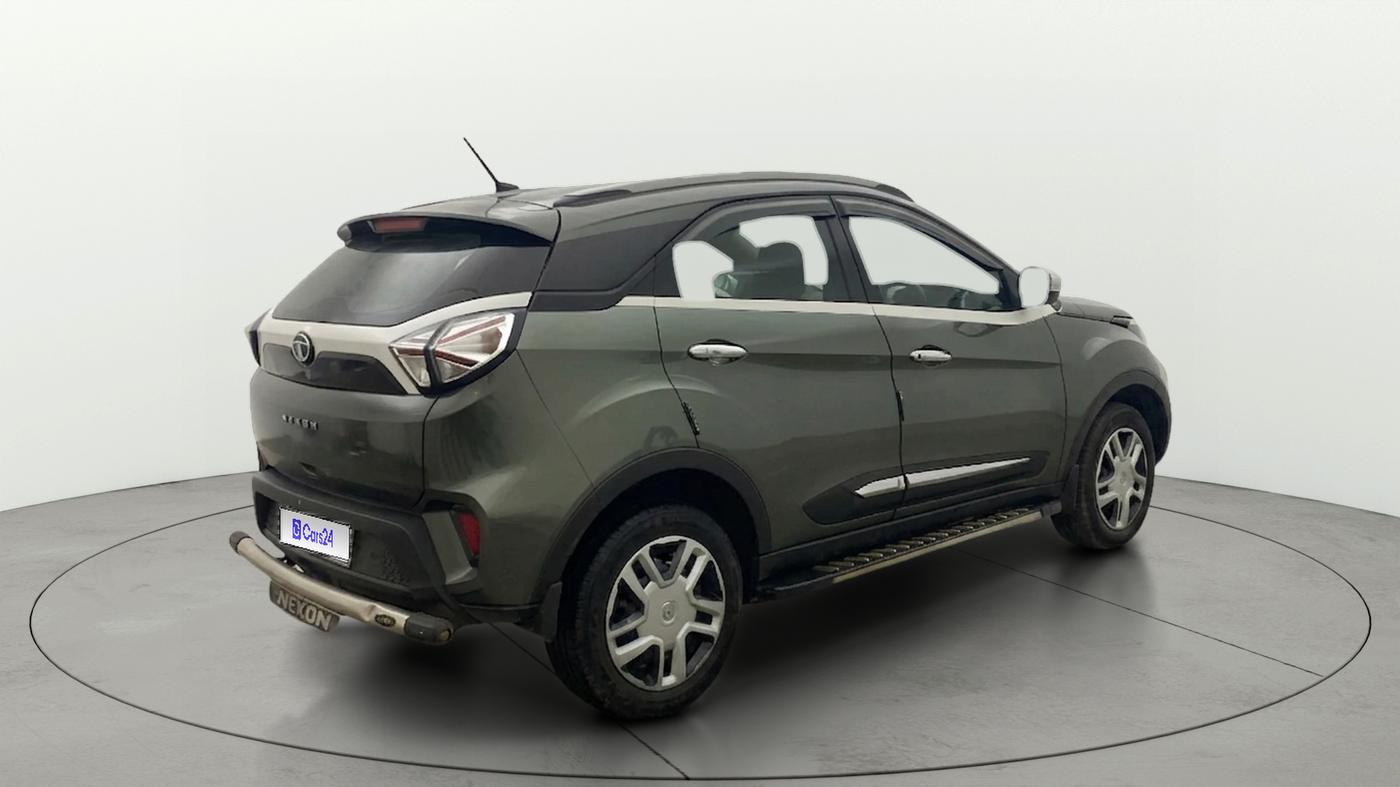 2022 Tata NEXON XM PETROL, Petrol, Manual, 1,47,104 km, Right Back Diagonal