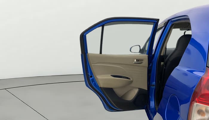 2018 Hyundai NEW SANTRO SPORTZ CNG, CNG, Manual, 1,25,446 km, LHS Rear Door