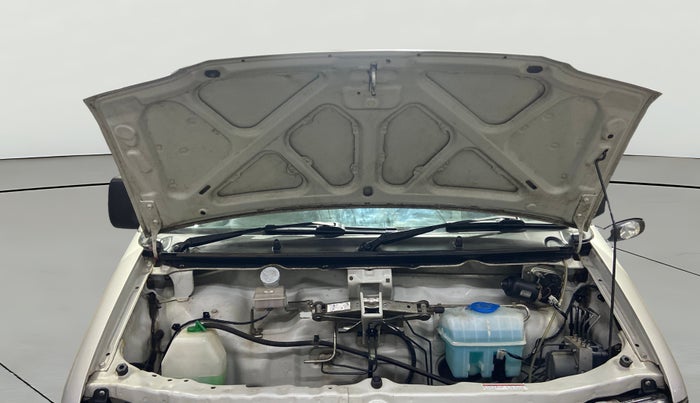 2020 Maruti Eeco 7 STR, Petrol, Manual, 25,693 km, Open Bonet
