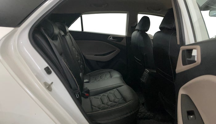 2019 Hyundai Elite i20 ASTA 1.2 (O), Petrol, Manual, 74,743 km, Right Side Rear Door Cabin