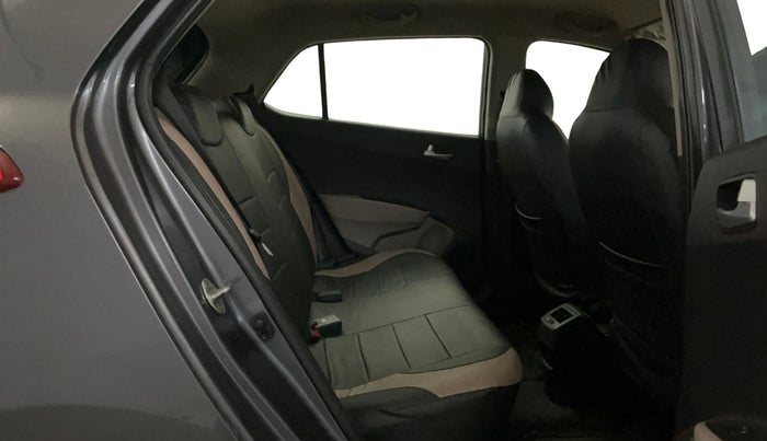 2018 Hyundai Grand i10 SPORTZ 1.2 KAPPA VTVT, Petrol, Manual, 81,830 km, Right Side Rear Door Cabin