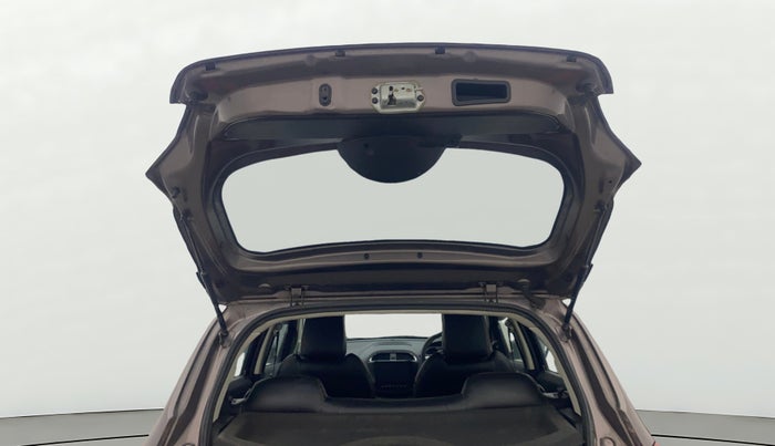 2017 Tata Tiago XZ PETROL, Petrol, Manual, 90,054 km, Boot Door Open