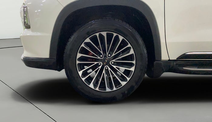 2023 Maruti Grand Vitara DELTA SMART HYBRID, Petrol, Manual, 22,083 km, Left Front Wheel