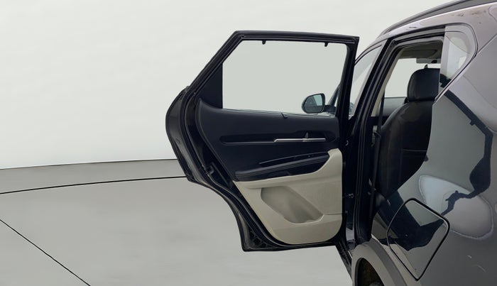 2023 KIA SONET HTX 1.5 AT, Diesel, Automatic, 17,495 km, LHS Rear Door