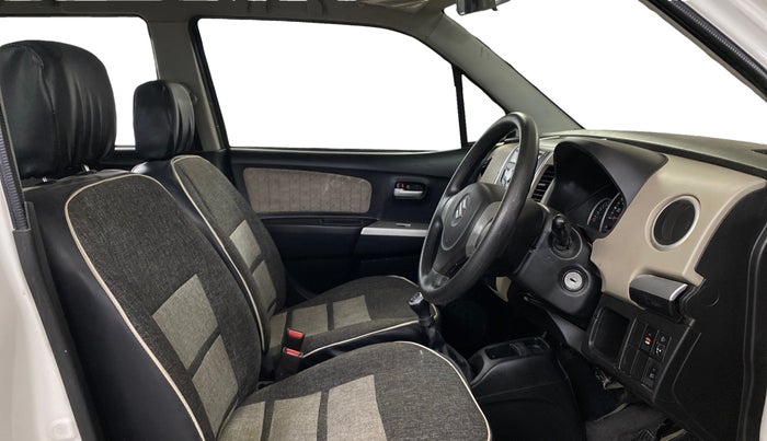 2015 Maruti Wagon R 1.0 VXI, Petrol, Manual, 49,111 km, Right Side Front Door Cabin