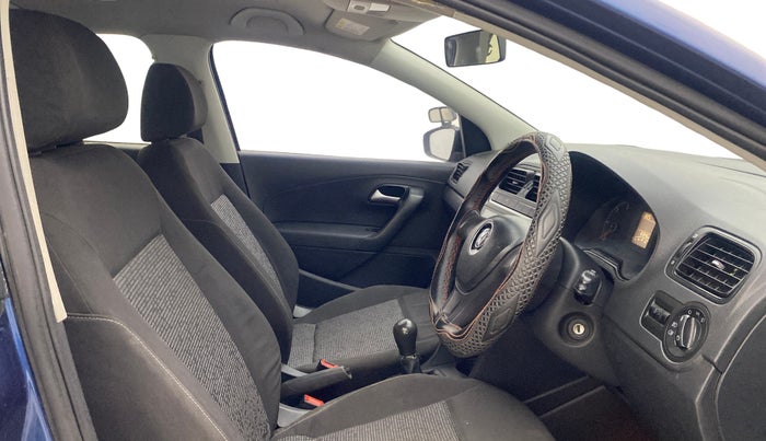 2017 Volkswagen Polo COMFORTLINE 1.5L, Diesel, Manual, 87,192 km, Right Side Front Door Cabin