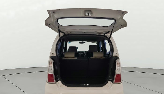 2015 Maruti Wagon R Stingray VXI, Petrol, Manual, 48,334 km, Boot Door Open