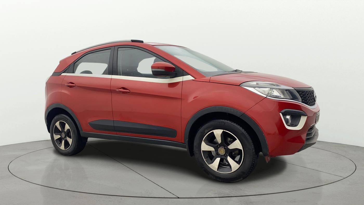 2019 Tata NEXON XZA PLUS DIESEL, Diesel, Automatic, 1,43,787 km, Right Front Diagonal