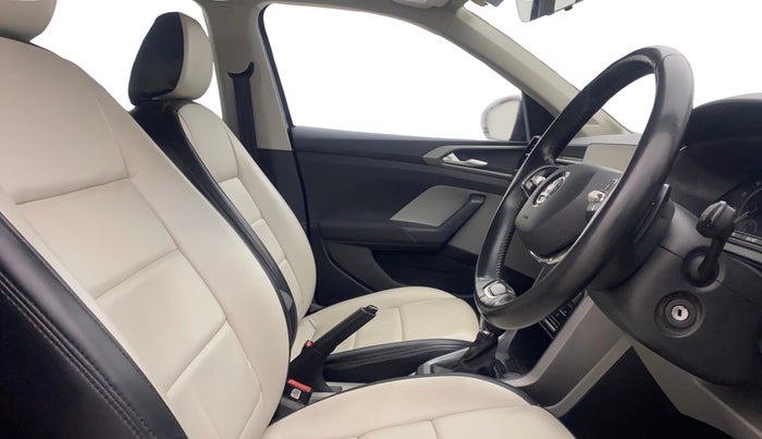 2021 Skoda KUSHAQ AMBITION 1.0L TSI AT, Petrol, Automatic, 32,052 km, Right Side Front Door Cabin