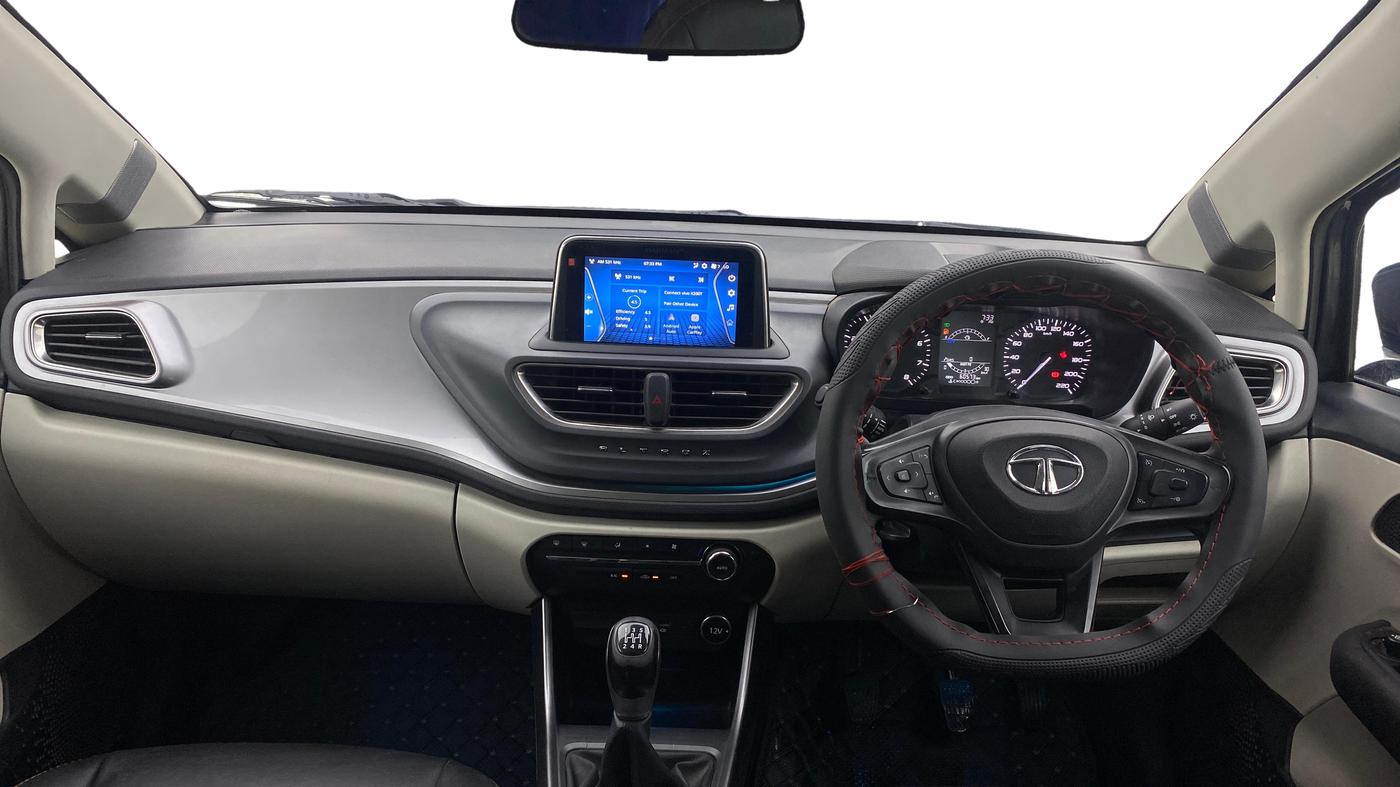 2021 Tata ALTROZ XZ DIESEL, Diesel, Manual, 60,573 km, Dashboard